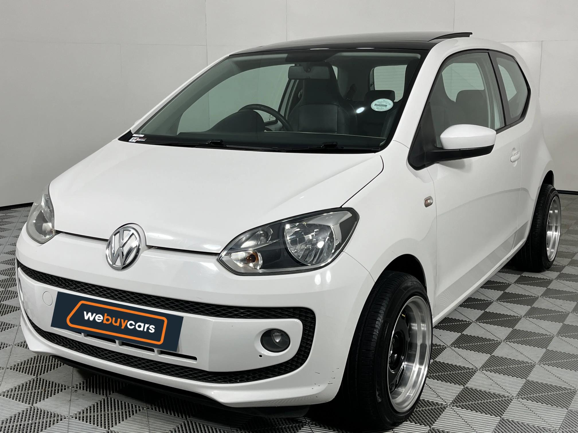 Used 2015 Volkswagen up! club up! 3-door 1.0