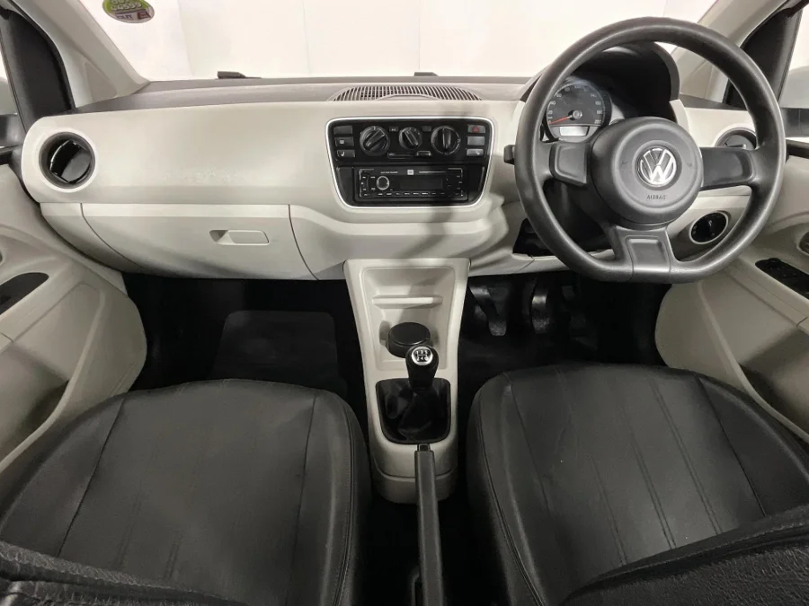 Used 2015 Volkswagen up! club up! 3-door 1.0 - WeBuyCars Gqeberha