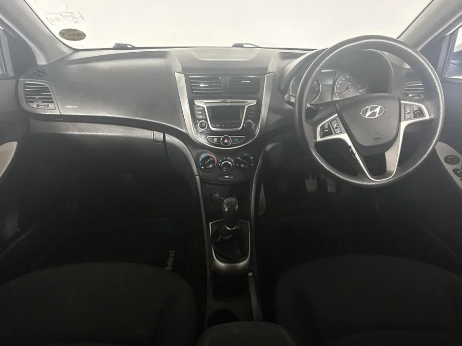 Used 2016 Hyundai Accent hatch 1.6 Fluid - WeBuyCars Richmond