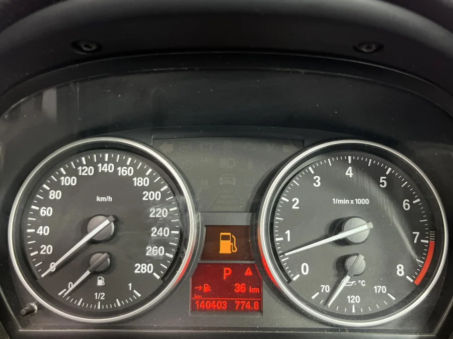 Used 2013 BMW 3 Series 325i coupe M Sport auto - WeBuyCars The Dome Used 2013 BMW 3 Series 325i coupe M Sport auto - WeBuyCars The Dome