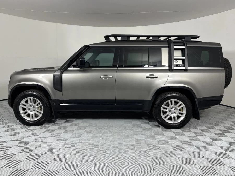 Used 2023 Land Rover Defender 130 D300 X-Dynamic HSE - WeBuyCars Vereeniging