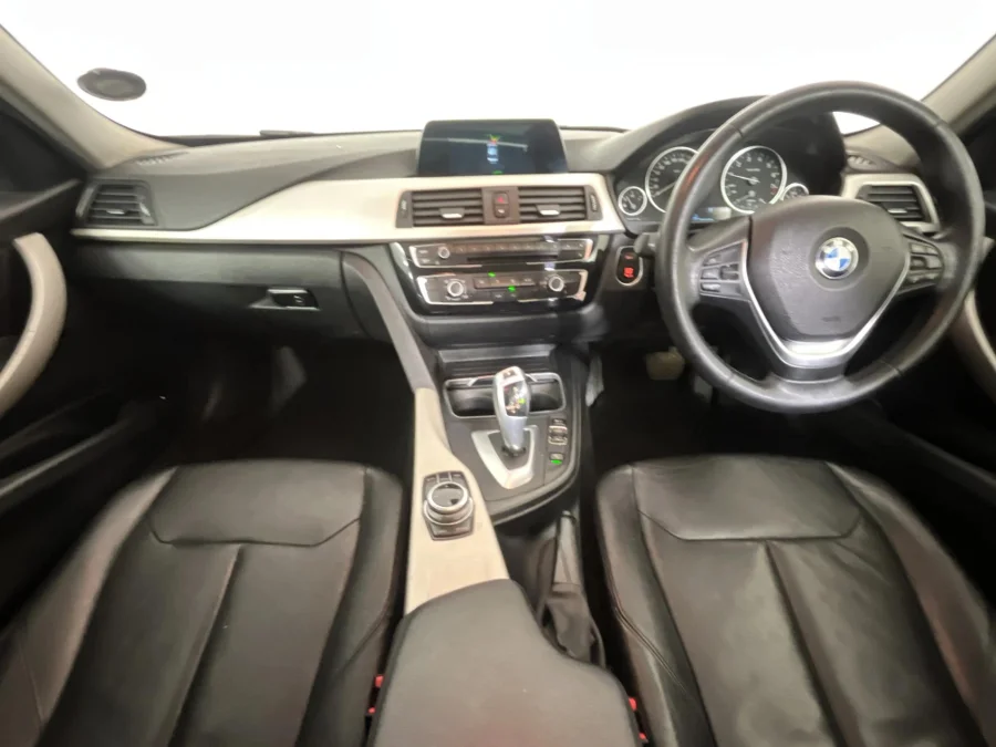 Used 2019 BMW 3 Series 318i auto - WeBuyCars JHB South Used 2019 BMW 3 Series 318i auto - WeBuyCars JHB South