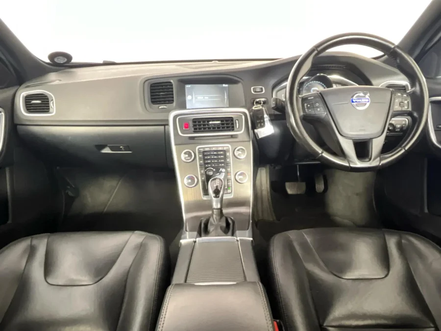 Used 2015 Volvo S60 T3 Momentum auto - WeBuyCars The Dome