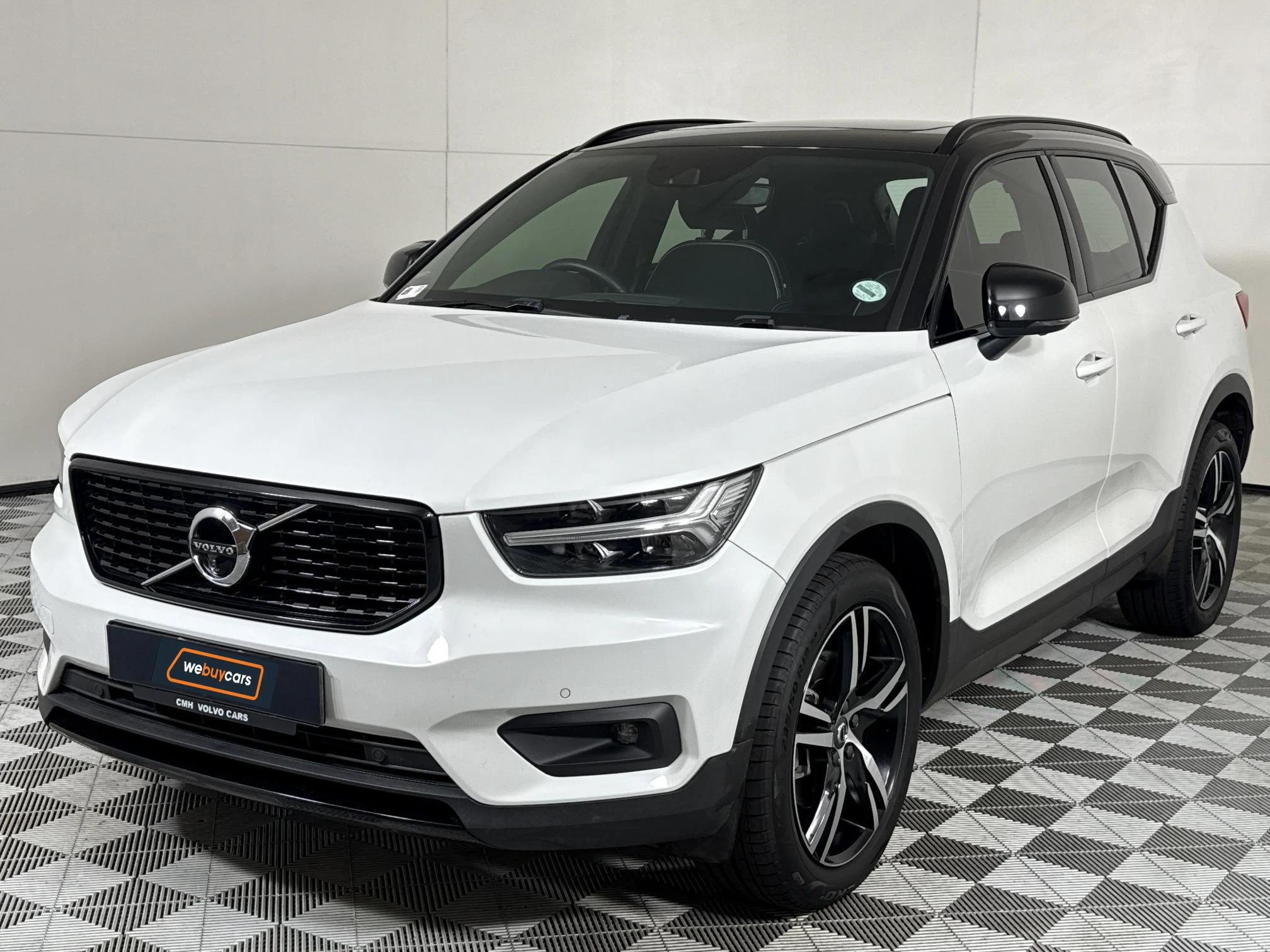 Used 2022 Volvo XC40 T4 R-Design