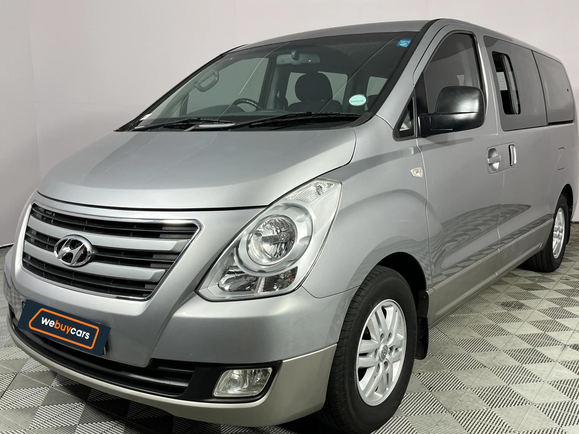 Used 2017 Hyundai H-1 2.5VGTi bus Elite 9-seater