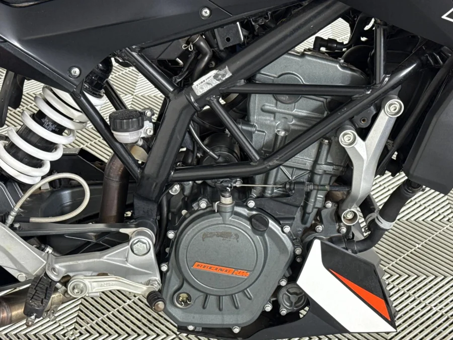 Used 2018 KTM Duke 200 Duke - WeBuyCars Midstream