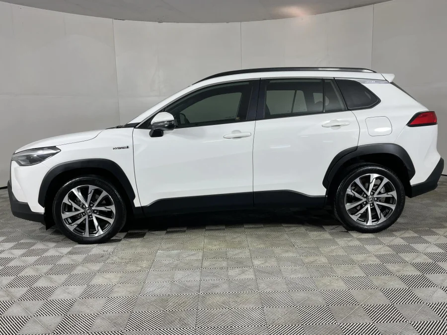 Used 2022 Toyota Corolla Cross 1.8 Hybrid XR - WeBuyCars The Dome