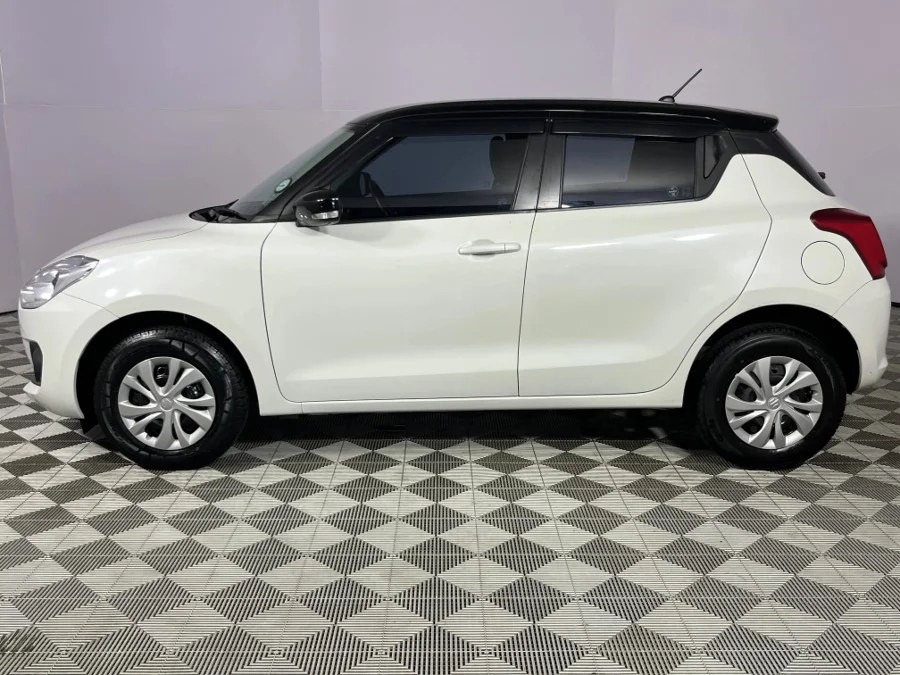 Used 2024 Suzuki Swift 1.2 GL manual - WeBuyCars Durban