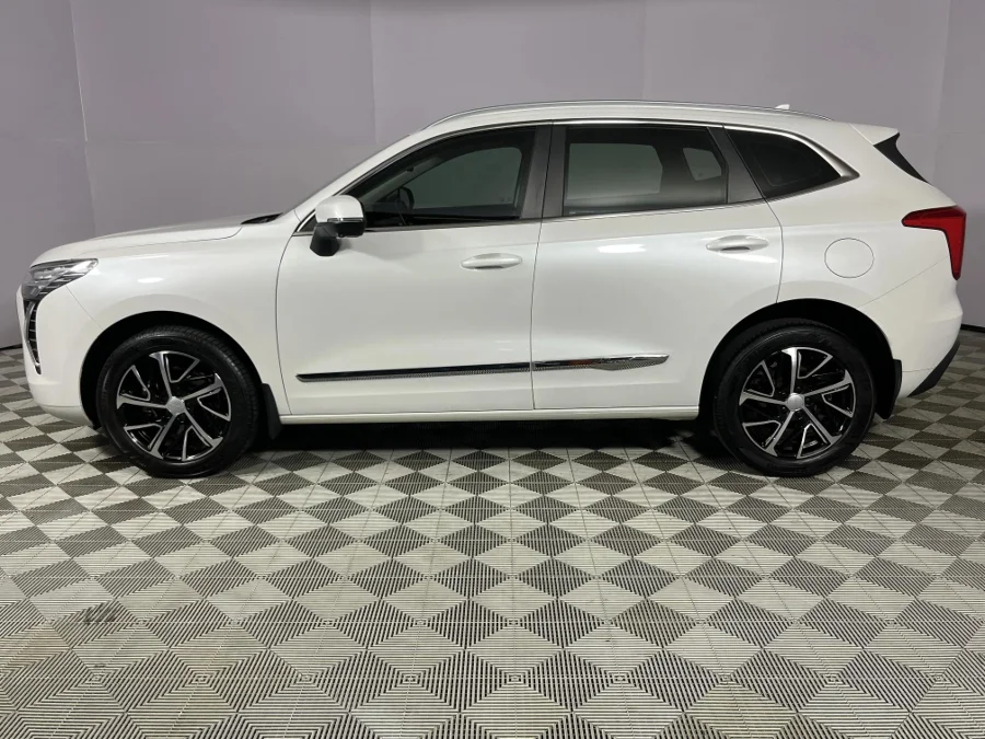 Used 2022 Haval Jolion 1.5 HEV Super Luxury - WeBuyCars Durban