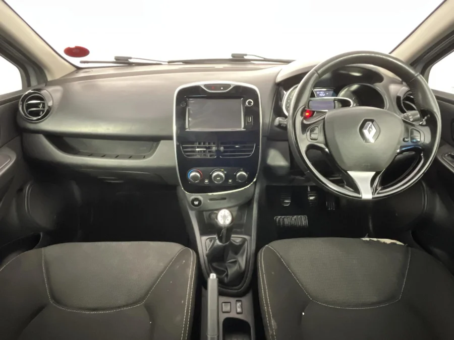 Used 2016 Renault Clio 66kW turbo Blaze - WeBuyCars George Used 2016 Renault Clio 66kW turbo Blaze - WeBuyCars George