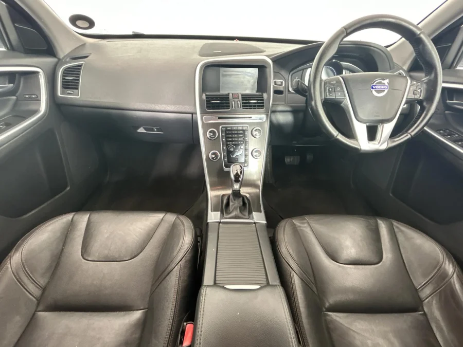 Used 2015 Volvo XC60 D4 Elite auto - WeBuyCars Richmond