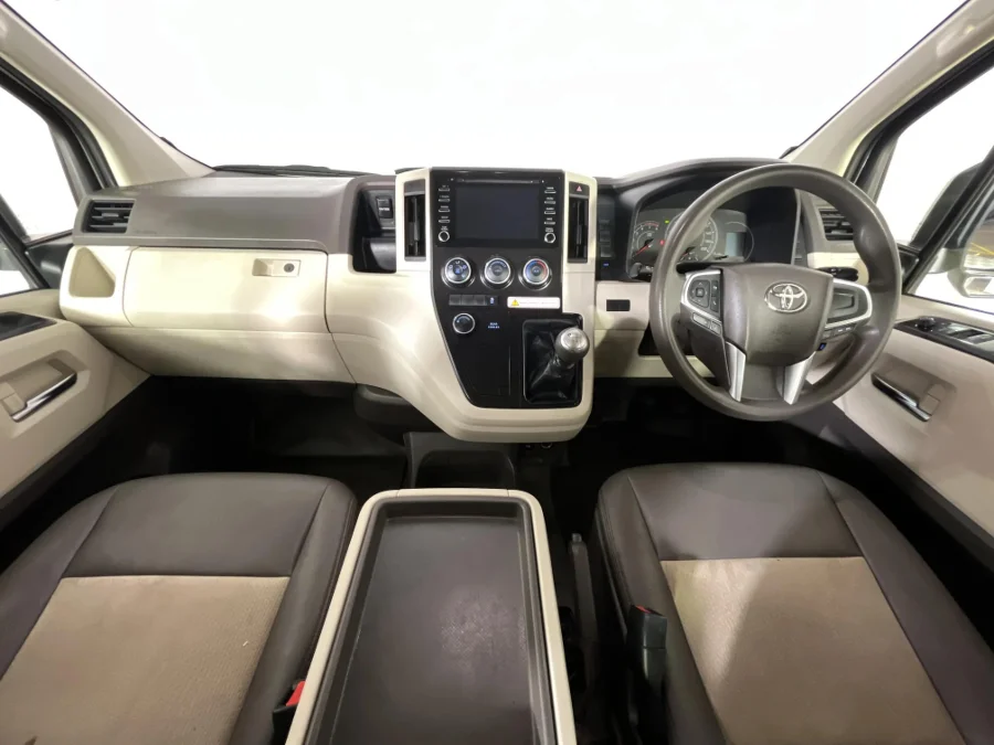 Used 2022 Toyota Quantum 2.8 LWB bus 11-seater GL - WeBuyCars Brackenfell Cape Town