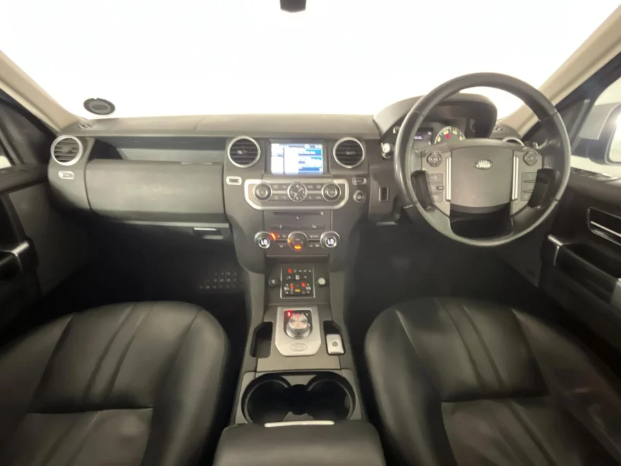 Used 2014 Land Rover Discovery SDV6 SE - WeBuyCars Richmond