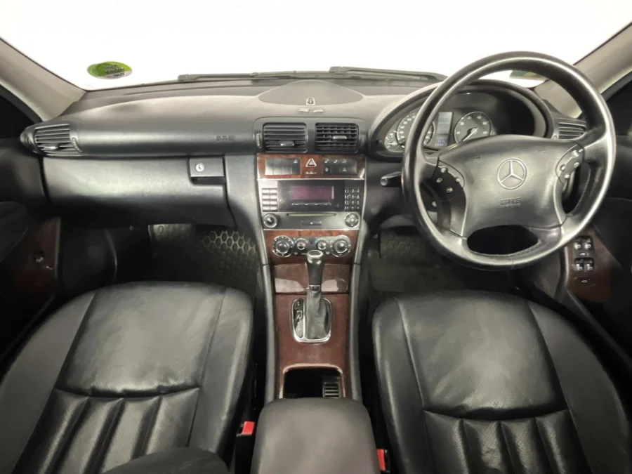 Used 2004 Mercedes-Benz C-Class C200 Kompressor Elegance Touchshift - WeBuyCars Lansdowne