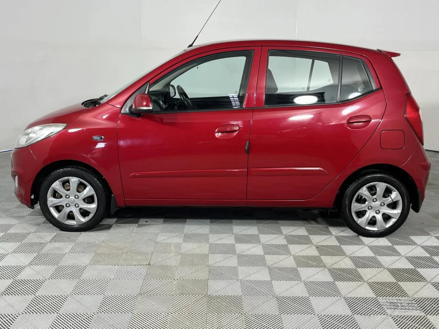 Used 2017 Hyundai i10 1.1 Motion - WeBuyCars Silverlakes