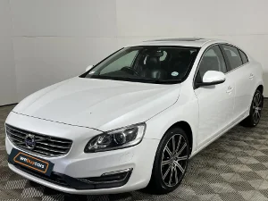 Used 2018 Volvo S60 T4 Momentum