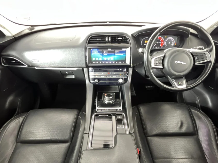 Used 2018 Jaguar F-Pace 20d AWD Chequered Flag - WeBuyCars Montana Used 2018 Jaguar F-Pace 20d AWD Chequered Flag - WeBuyCars Montana