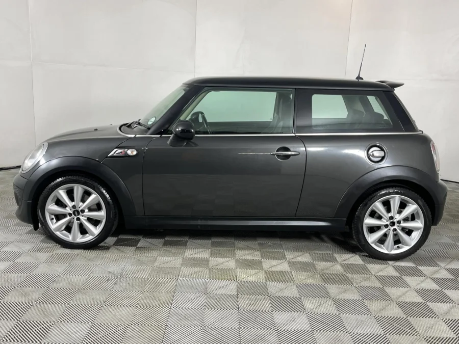 Used 2013 MINI Hatch Cooper S - WeBuyCars The Dome