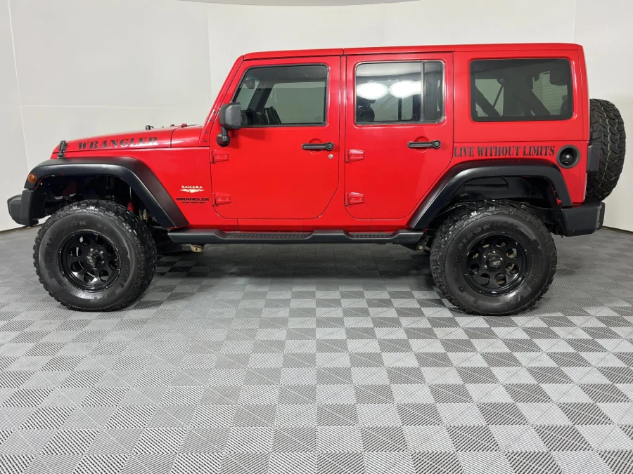 Used 2014 Jeep Wrangler Unlimited Sahara 3.6L 75th Anniversary Edition - WeBuyCars Montana