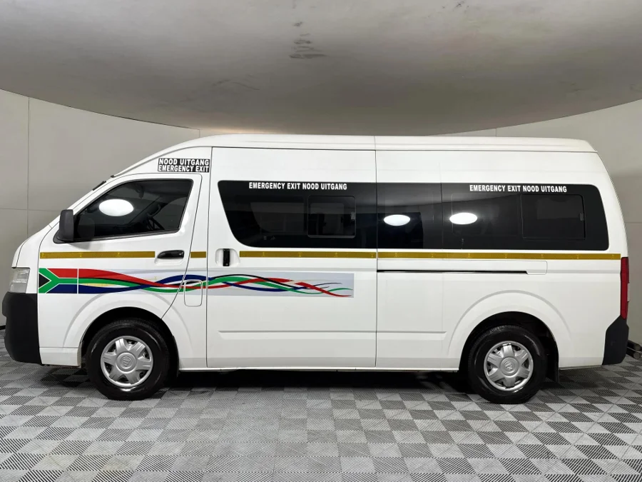 Used 2025 Foton Asambe 2.4i taxi 16-seater - WeBuyCars Midstream