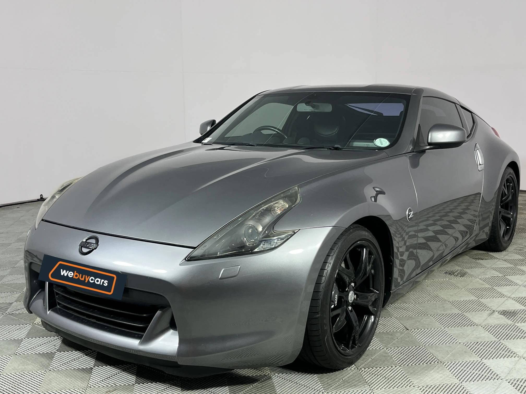 Used 2011 Nissan 370Z coupe auto