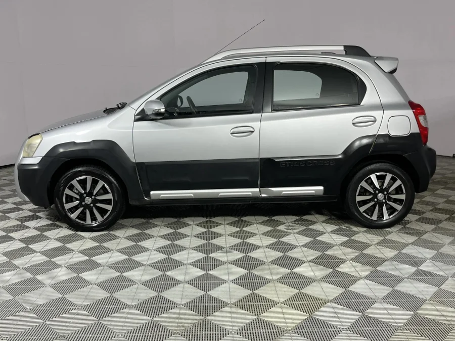 Used 2015 Toyota Etios Cross 1.5 Xs - WeBuyCars Brackenfell Cape Town