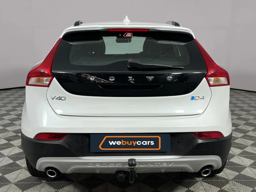 Used 2018 Volvo V40 Cross Country D4 Inscription - WeBuyCars Richmond