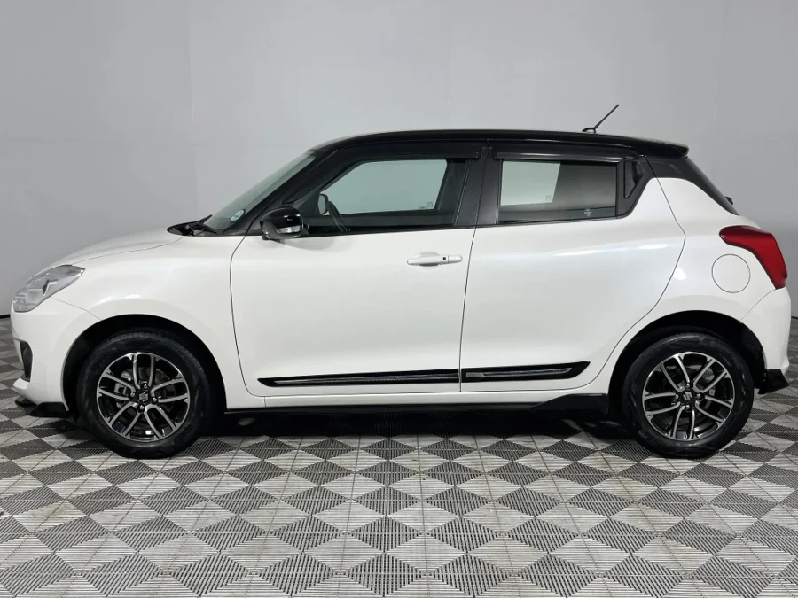 Used 2023 Suzuki Swift 1.2 GLX manual - WeBuyCars Richmond