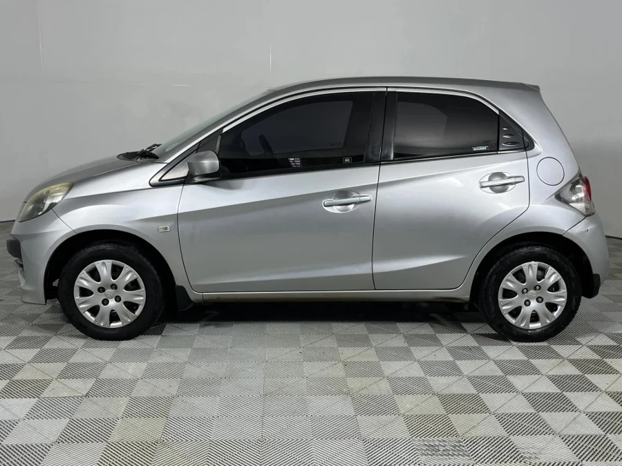 Used 2013 Honda Brio hatch 1.2 Comfort - WeBuyCars Silverlakes Used 2013 Honda Brio hatch 1.2 Comfort - WeBuyCars Silverlakes