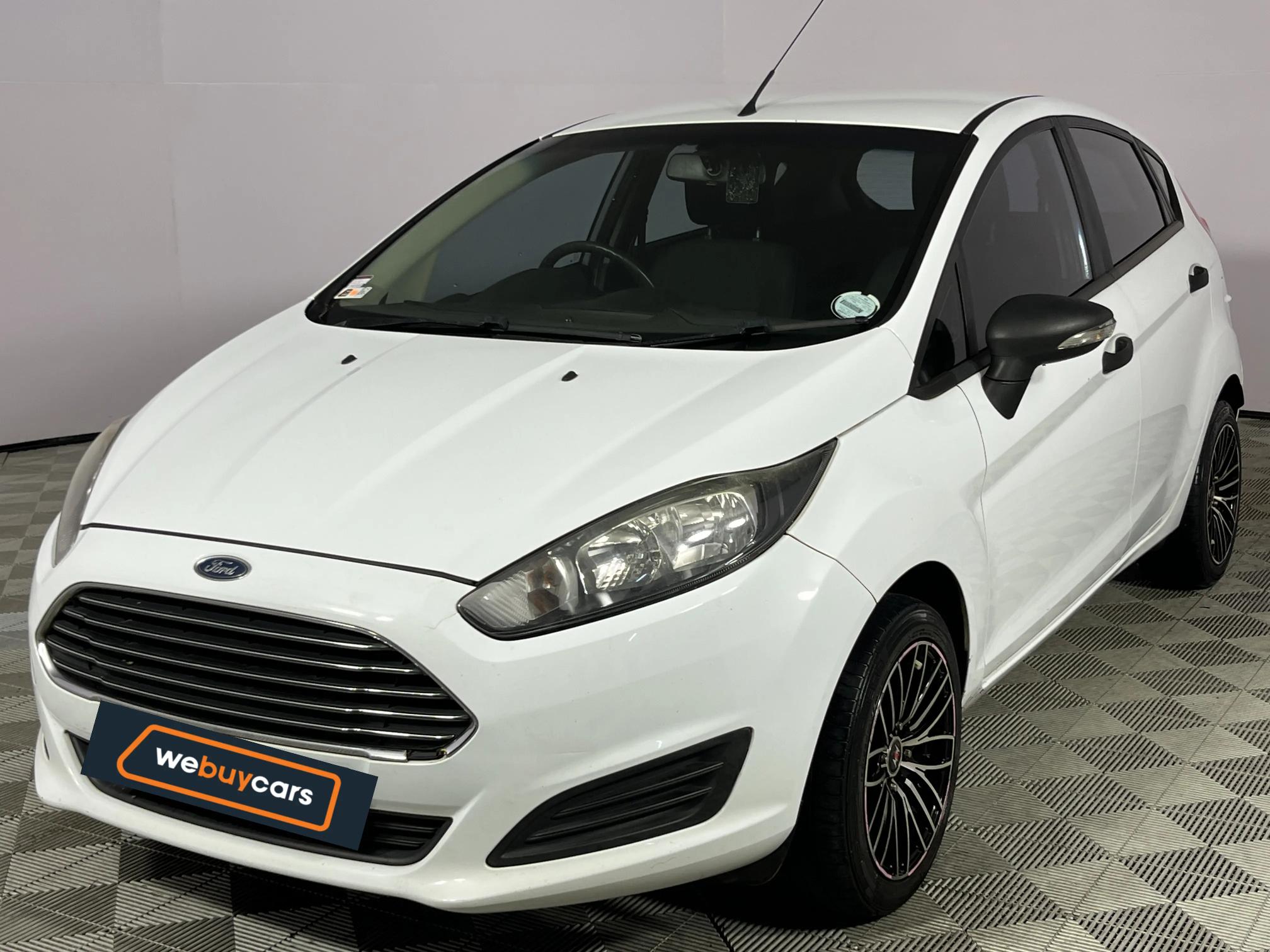 Used 2015 Ford Fiesta 5-door 1.4 Ambiente