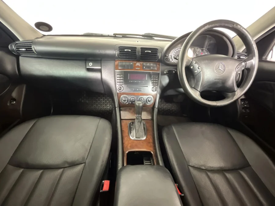 Used 2006 Mercedes-Benz C-Class C200 Kompressor Elegance Touchshift - WeBuyCars Riverhorse Used 2006 Mercedes-Benz C-Class C200 Kompressor Elegance Touchshift - WeBuyCars Riverhorse