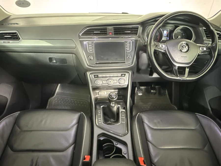 Used 2017 Volkswagen Tiguan 1.4TSI Comfortline R-Line - WeBuyCars Midstream