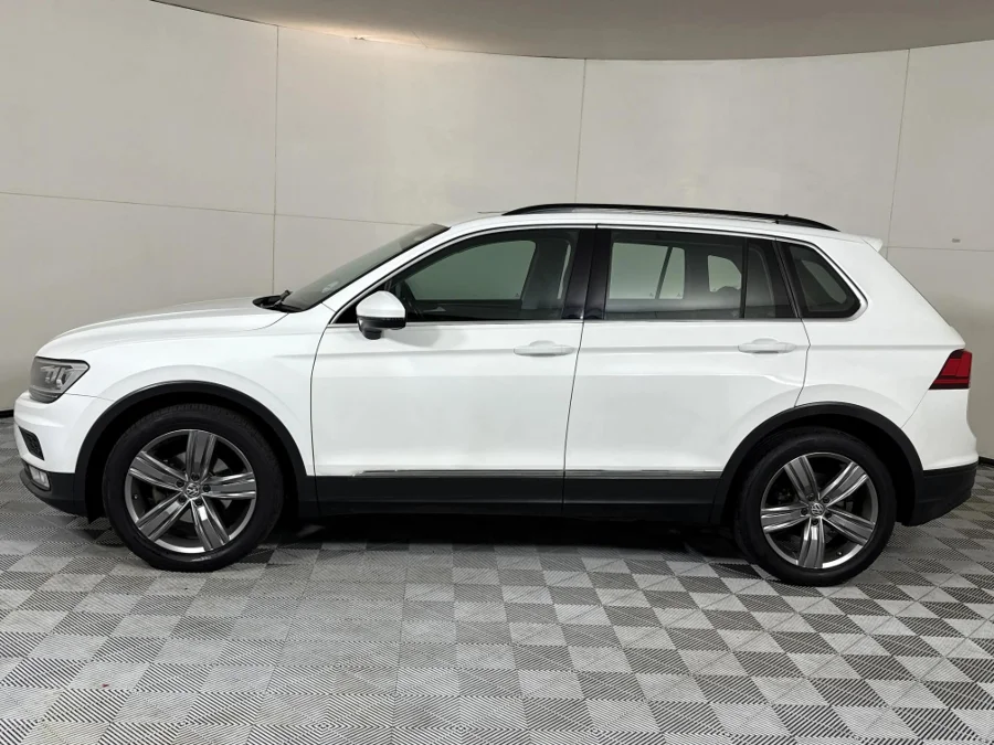 Used 2017 Volkswagen Tiguan 1.4TSI Comfortline R-Line - WeBuyCars Midstream
