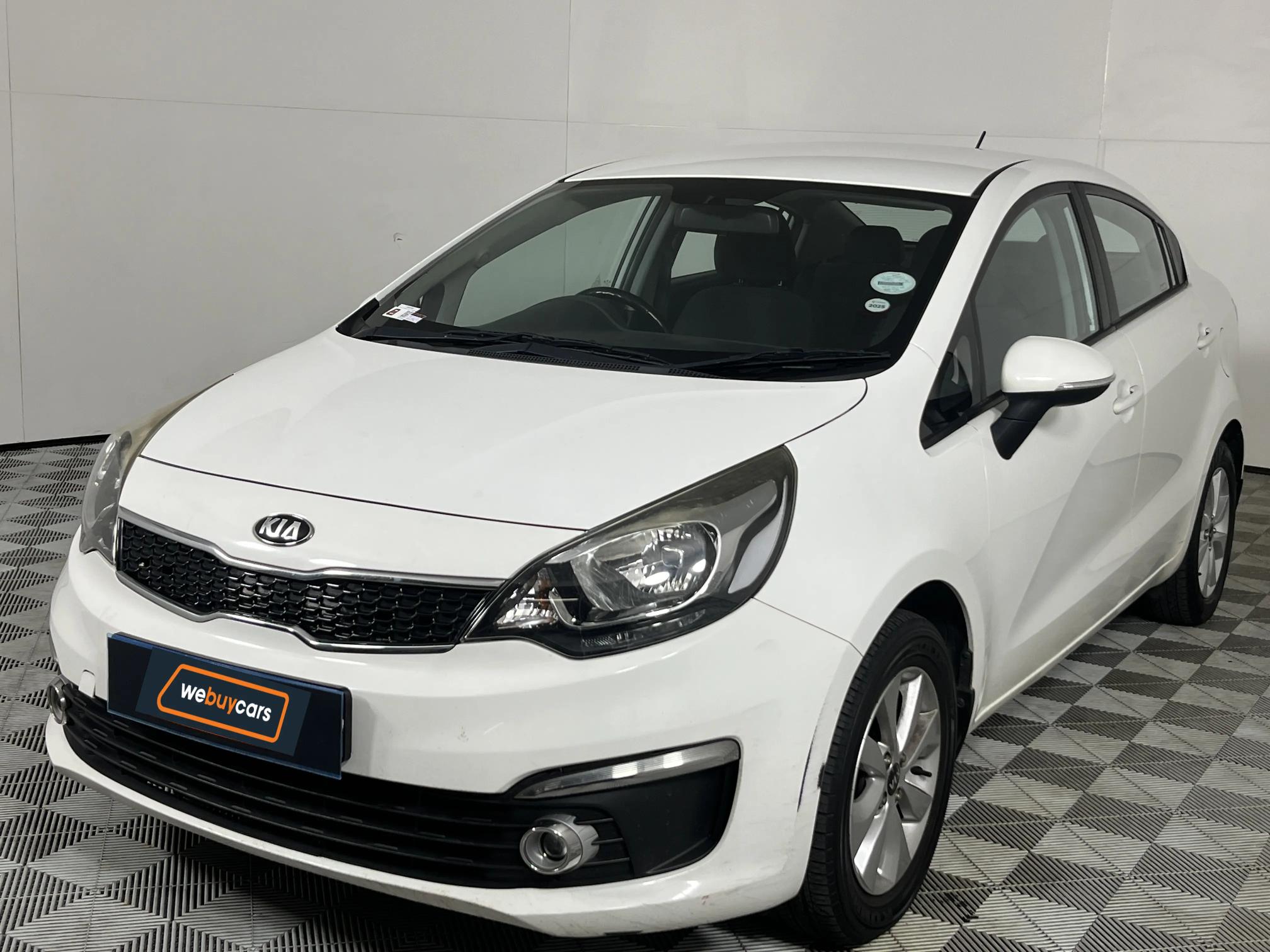 Used 2015 Kia Rio sedan 1.4 auto