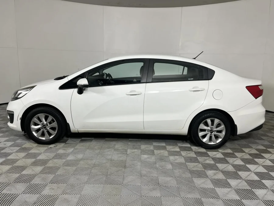 Used 2015 Kia Rio sedan 1.4 auto - WeBuyCars Riverhorse