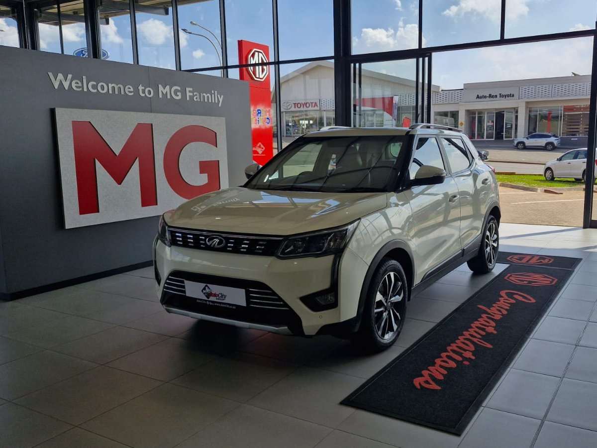 Used 2019 Mahindra XUV300 1.2T W8