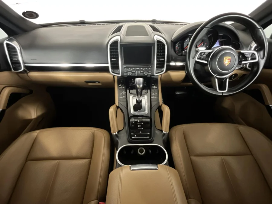 Used 2015 Porsche Cayenne diesel - WeBuyCars Silverlakes