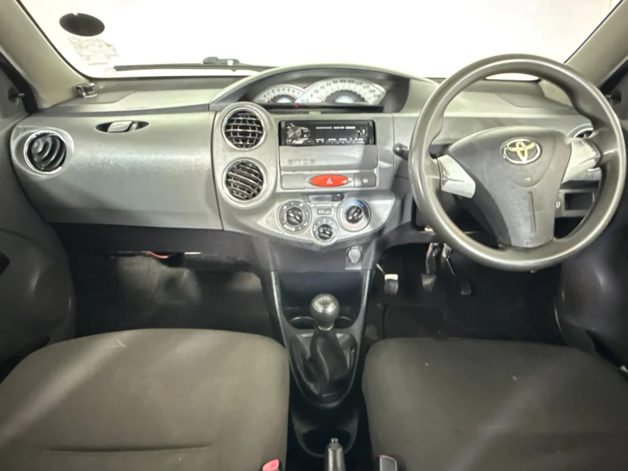 Used 2013 Toyota Etios sedan 1.5 Xi - WeBuyCars Midstream