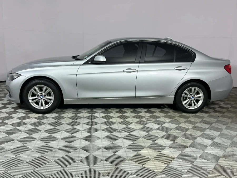 Used 2017 BMW 3 Series 320i sports-auto - WeBuyCars Lansdowne