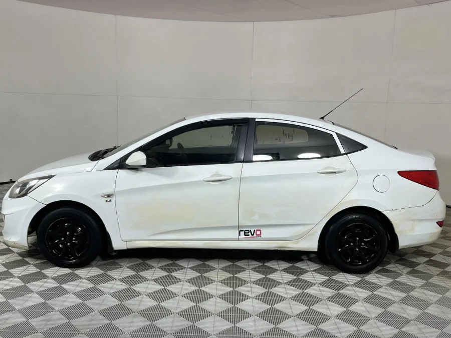 Used 2013 Hyundai Accent sedan 1.6 Motion - WeBuyCars JHB South