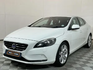 Used 2013 Volvo V40 Cross Country T4 Excel auto