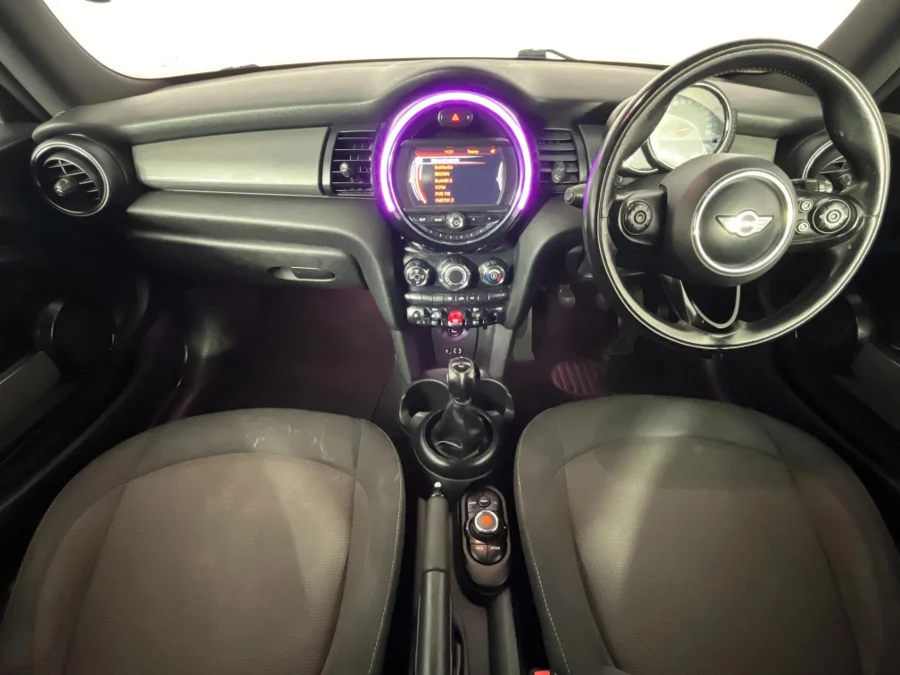 Used 2014 MINI Hatch Cooper - WeBuyCars JHB South