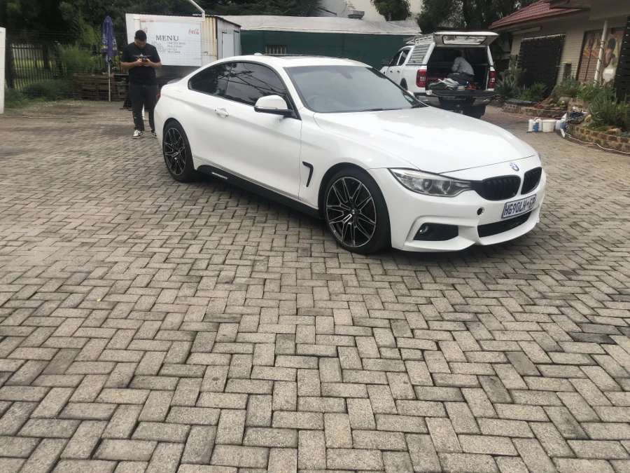 Used 2011 BMW 4 Series 420i coupe - Private Seller