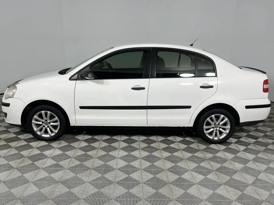 Used 2009 Volkswagen Polo Classic 1.6 Trendline - WeBuyCars Lansdowne Used 2009 Volkswagen Polo Classic 1.6 Trendline - WeBuyCars Lansdowne