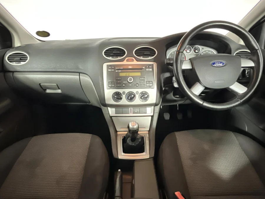 Used 2005 Ford Focus 1.6 Trend 4-door - WeBuyCars Durban