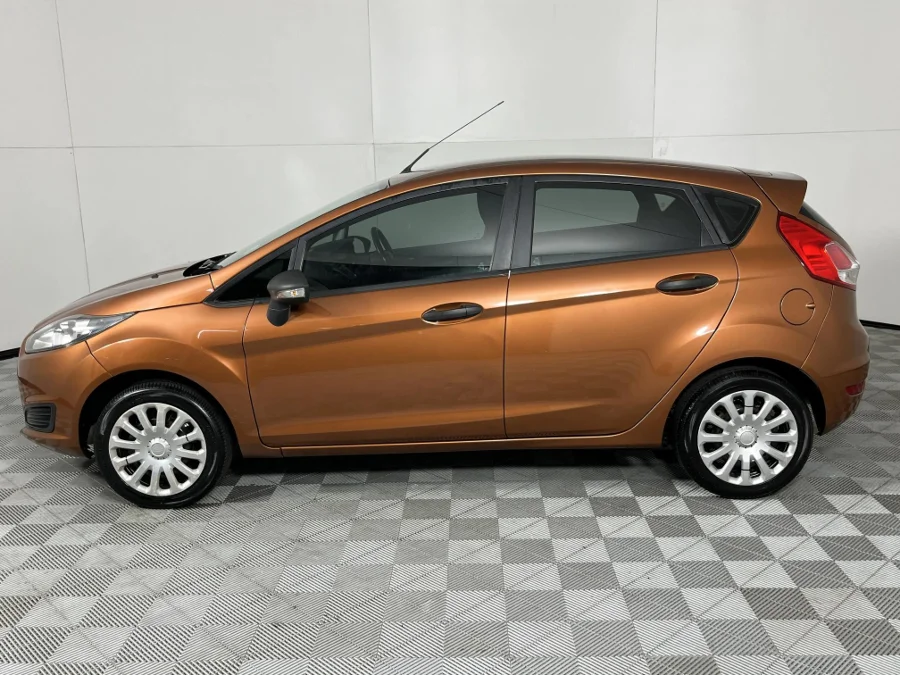 Used 2016 Ford Fiesta 5-door 1.4 Ambiente - WeBuycars East London