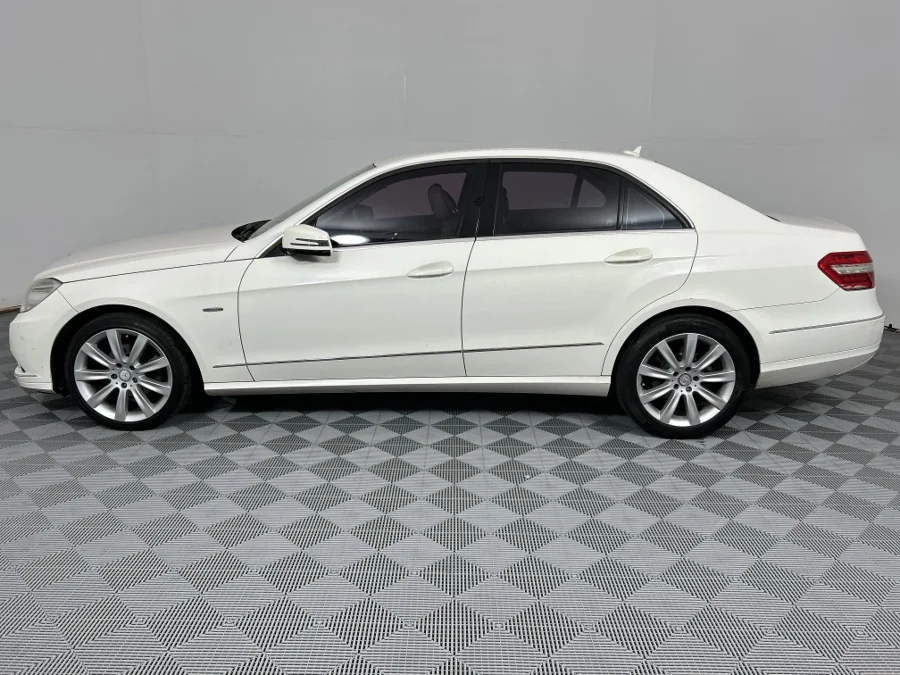 Used 2010 Mercedes-Benz E-Class E200CGI Avantgarde - WeBuyCars Richmond
