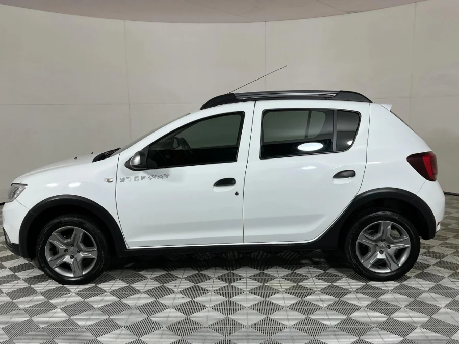 Used 2019 Renault Sandero 66kW turbo Stepway Expression - WeBuyCars JHB South