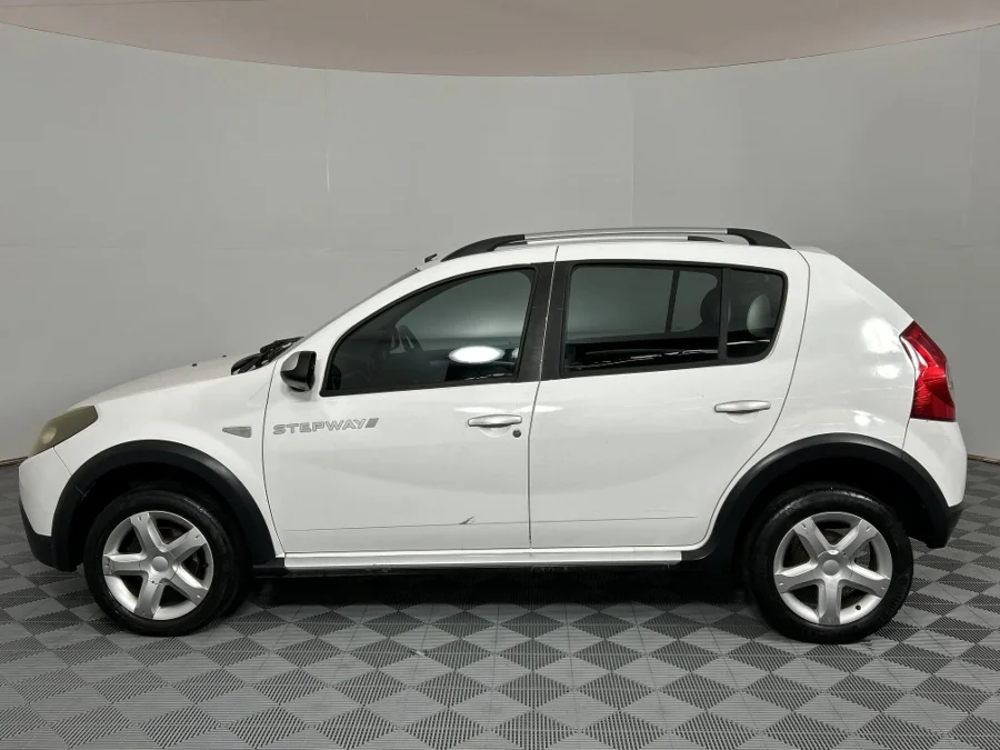 Used 2013 Renault Sandero Stepway 1.6 - WeBuyCars Richmond