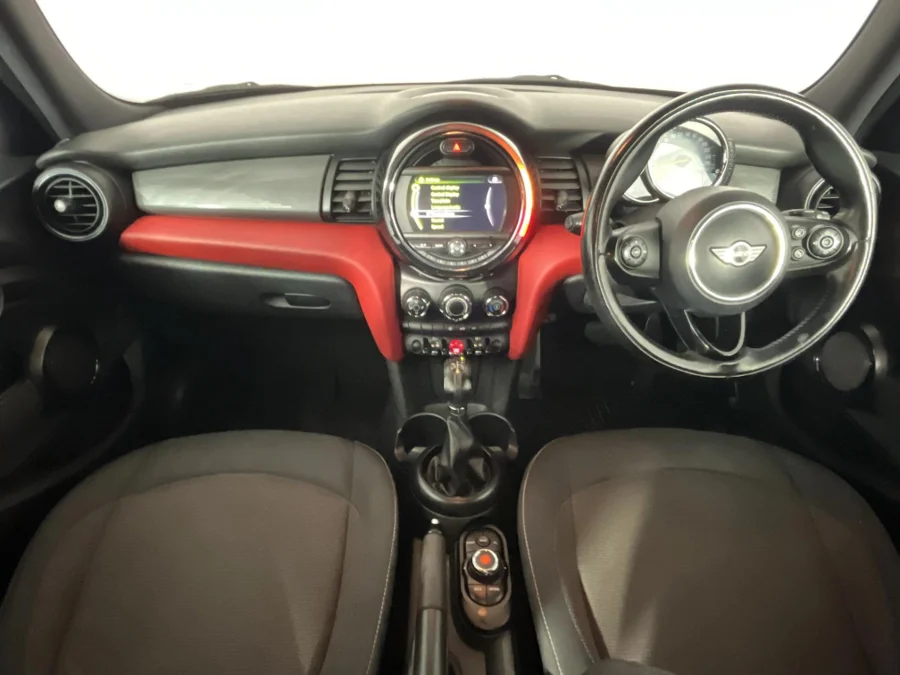 Used 2015 MINI Hatch Cooper Hatch 5-door Seven 7 auto - WeBuyCars Brackenfell Cape Town